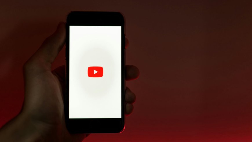 Start a Faceless YouTube Channel in 2025: 6 Profitable Niches & Tips to Earn Passive Income