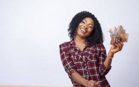 MTN MoMo vs Airtel Money for Freelancers in Uganda: Which Is Better? (2026 Guide)